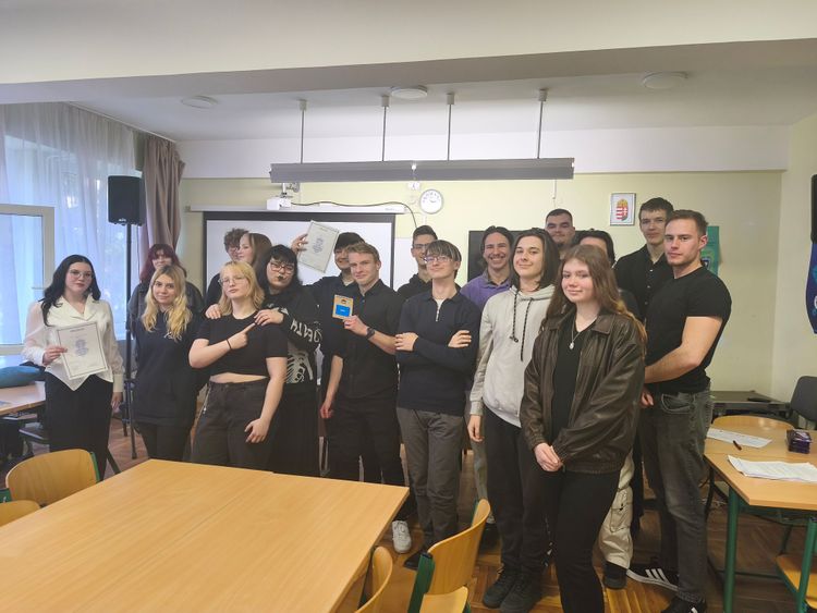 Vitaverseny angol nyelven