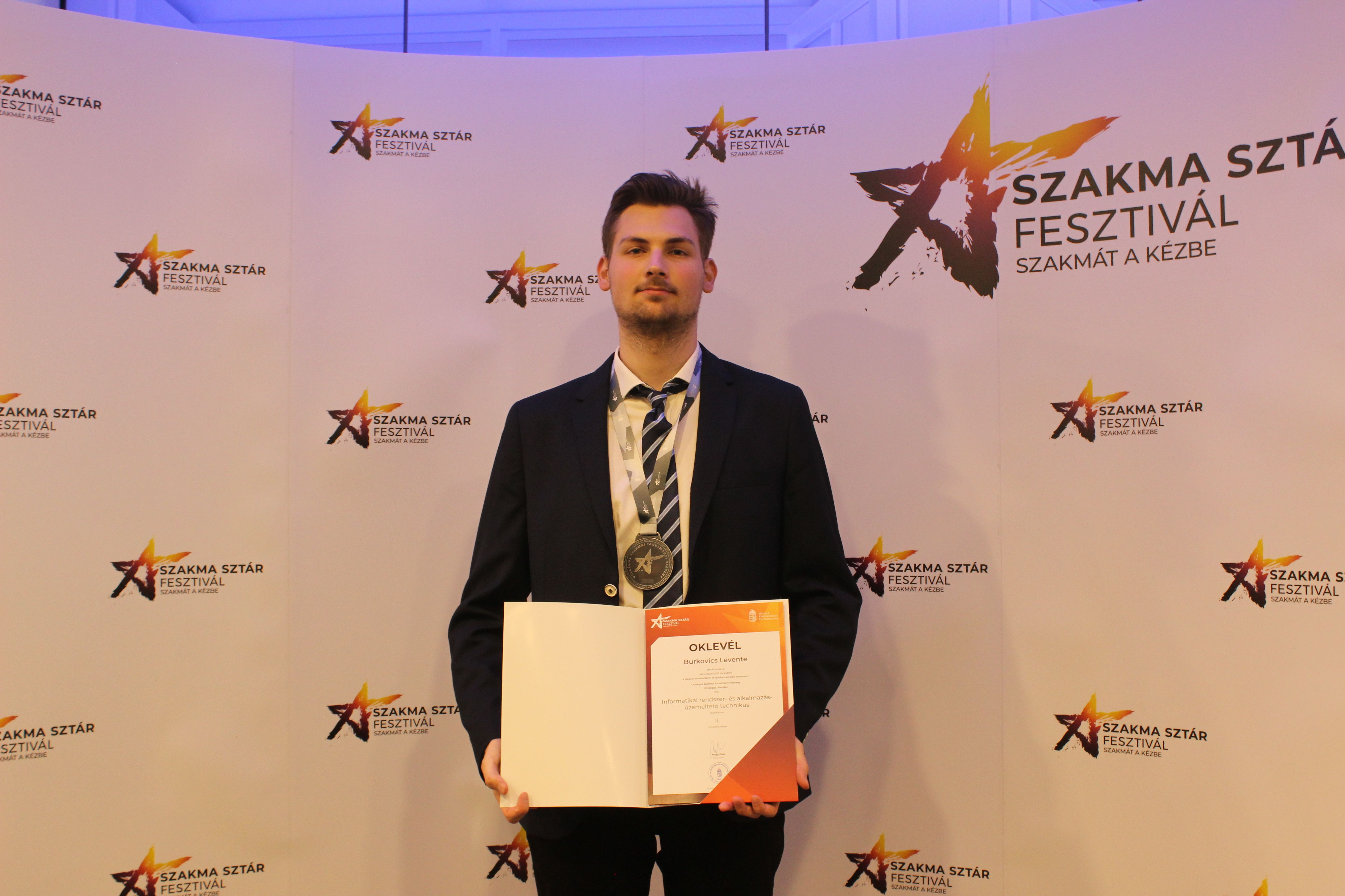szakmastars2025.JPG